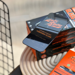 گلس ضد استاتیک شفاف برای آیفون با قابلیت نصب آسان